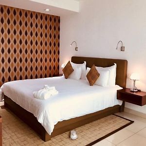 Pefaco Hotel Maya Maya